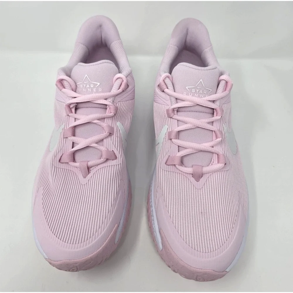 Nike Star Runner 4 NN (GS) Pink Foam/Summit White‎ Size 7 Youth/Women's 8.5--NWB